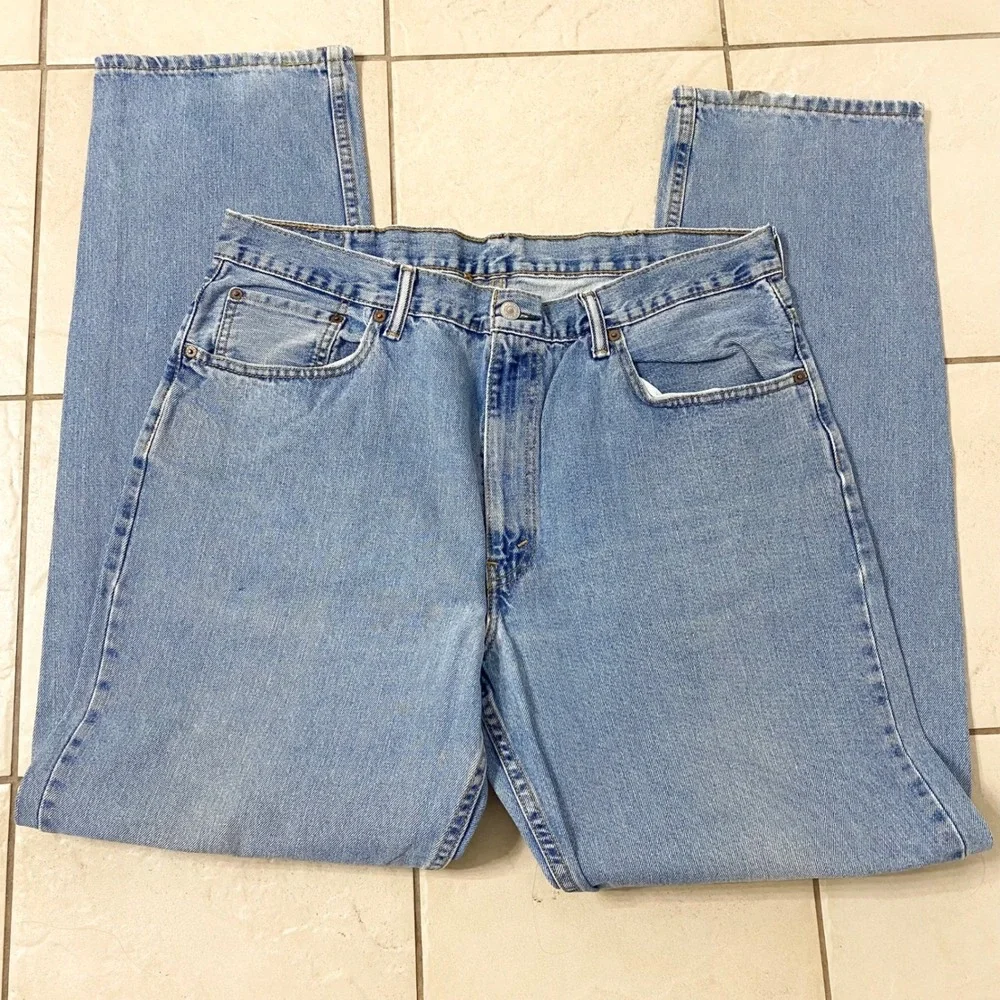 Levi Strauss 550 Mens Jeans Light Wash Straight Leg Denim Casual Pant Size 38x36